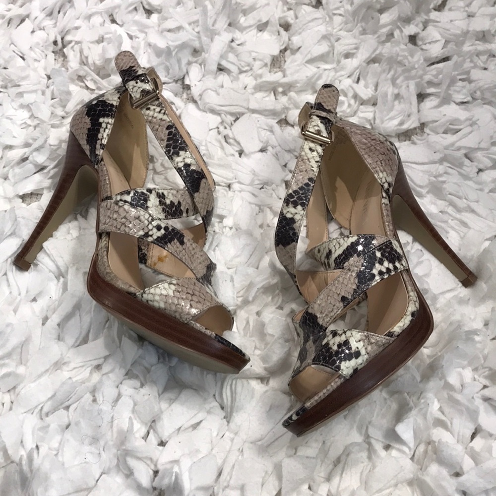 Nine West Faux Python Strappy Heels Size 7